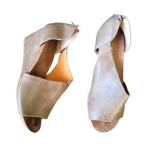 NWOT Jolimall Taupe Faux Leather Open Toe Wedges